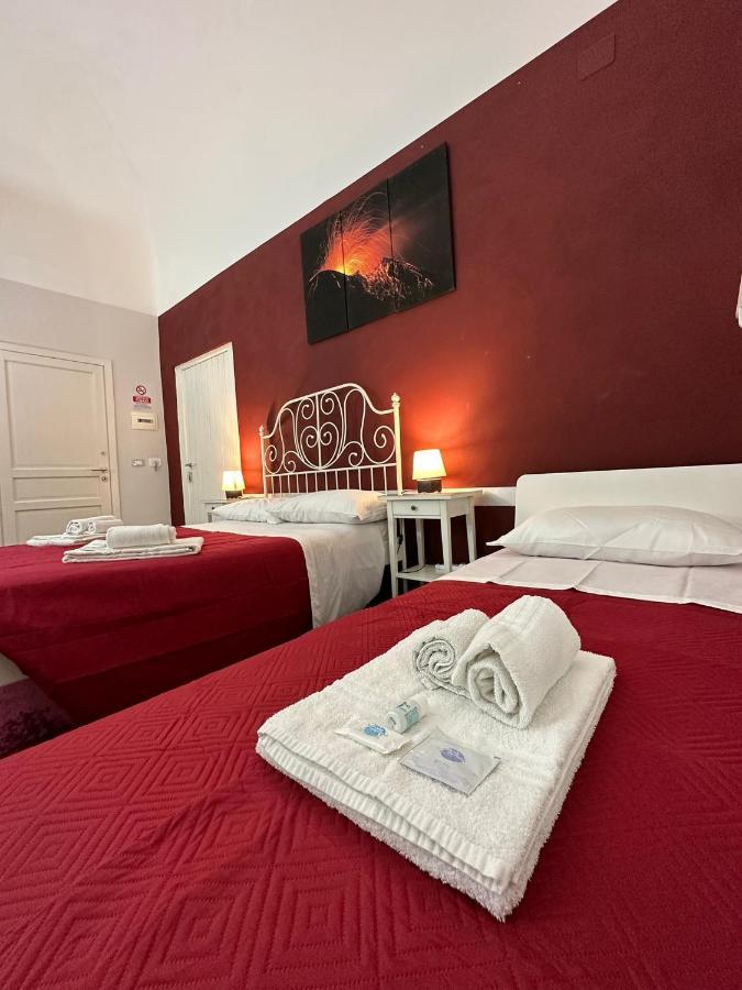 Etna Rooms Катания Экстерьер фото