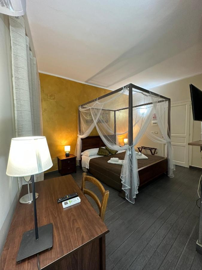 Etna Rooms Катания Экстерьер фото