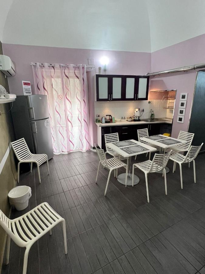 Etna Rooms Катания Экстерьер фото